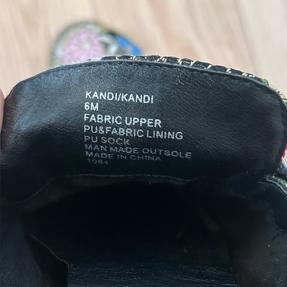 STEVE MADDEN Kandi Mule Elephant Tapestry Shoes Size 6 - Picture 9 of 9